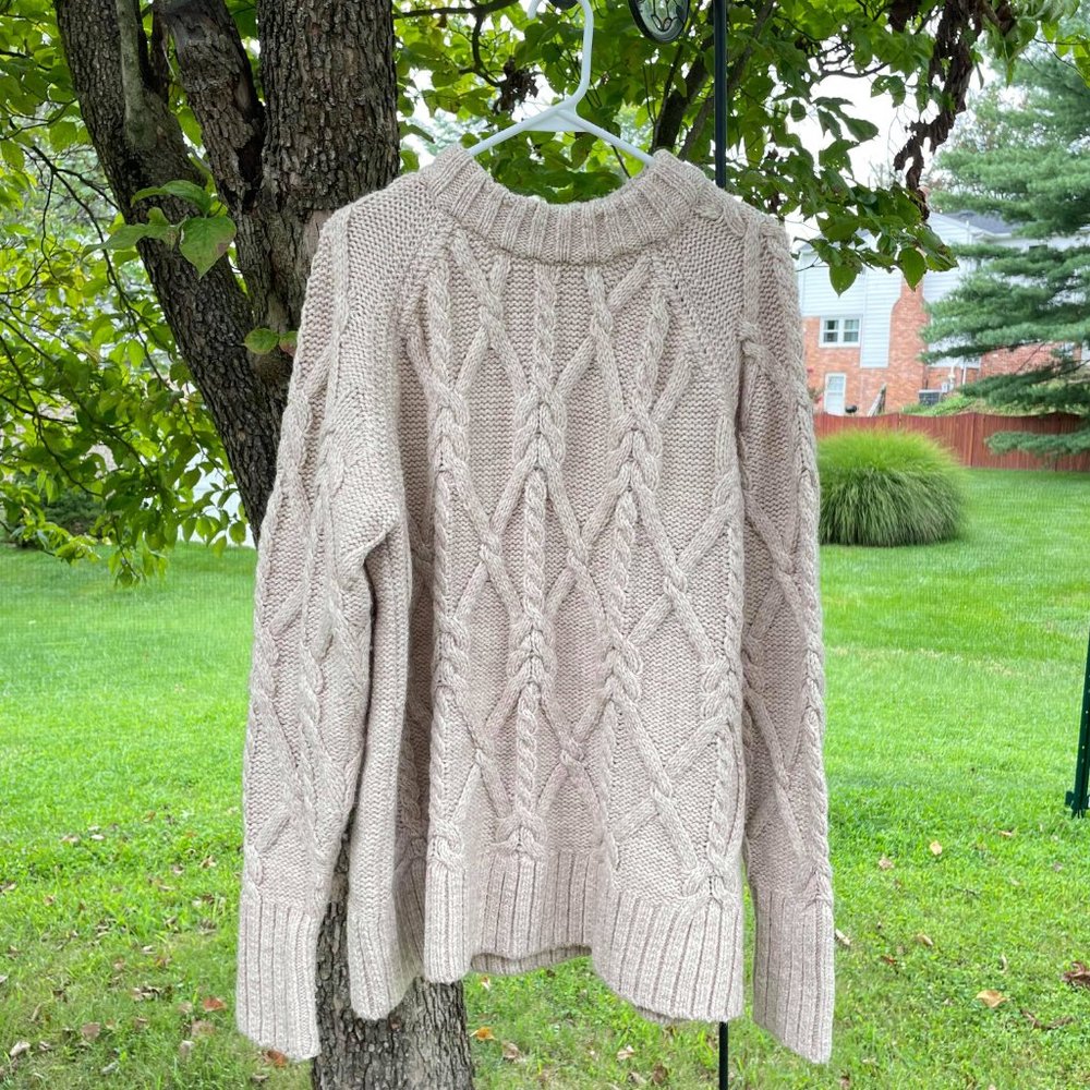 H&M Cream Cable knit Sweater